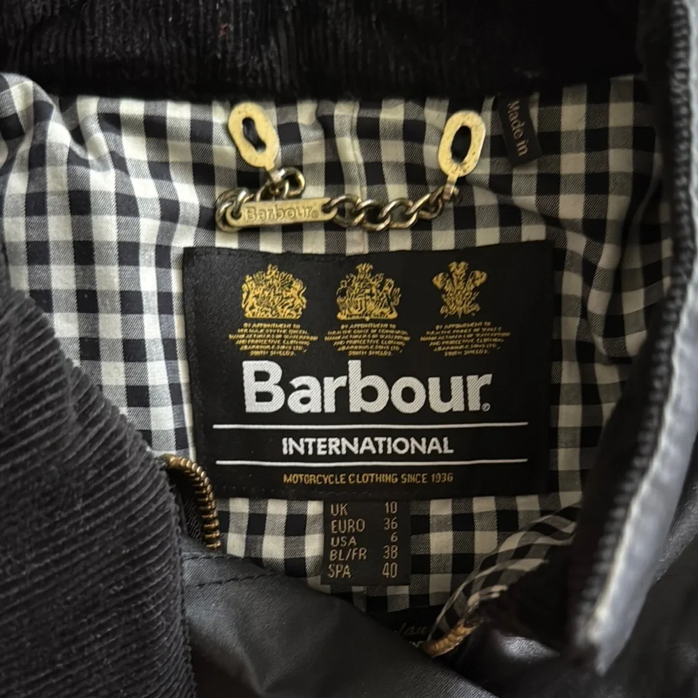 Barbour Black Utility Jacket Waxed Finish - Picture 2 of 9